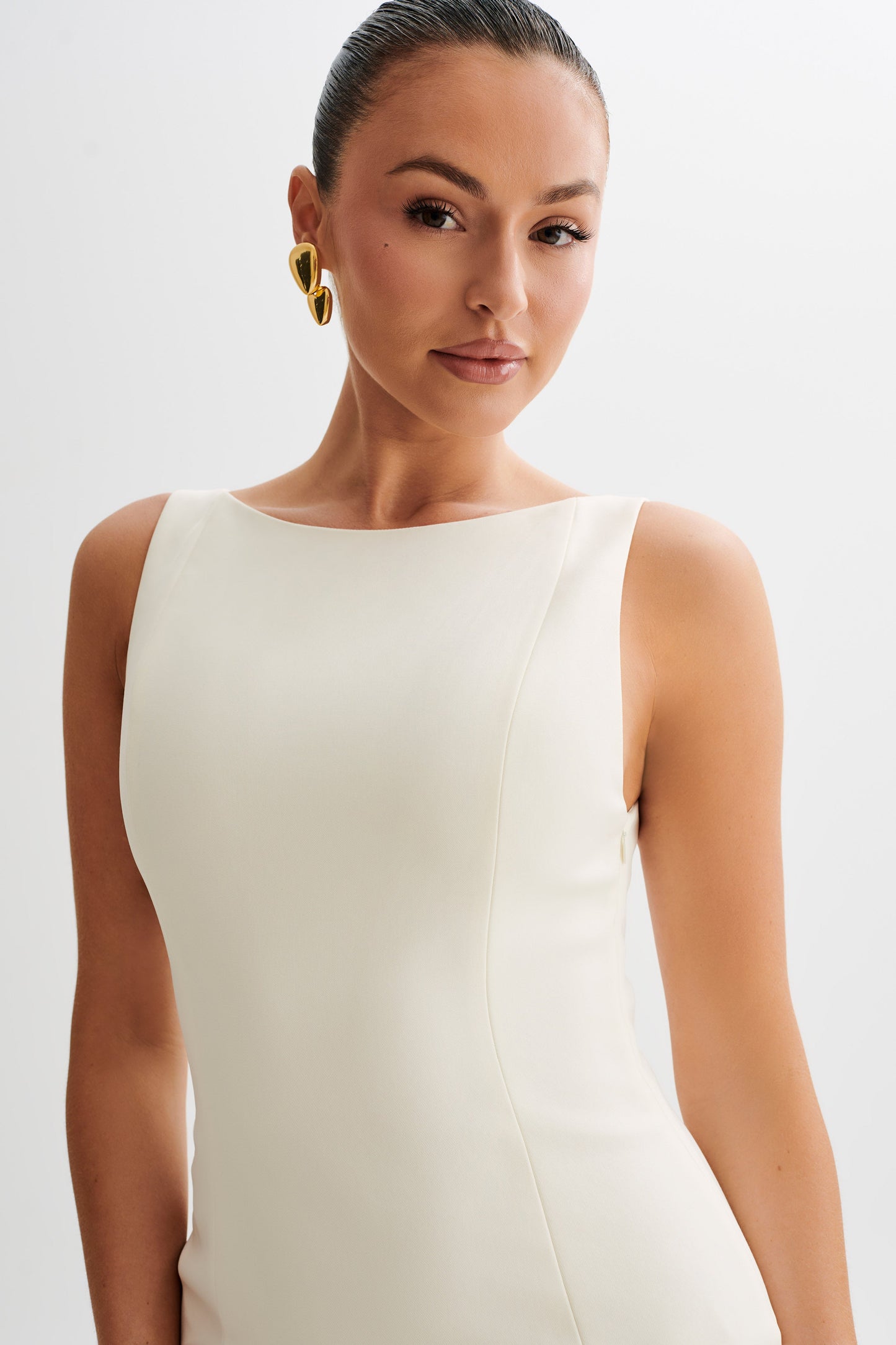 Leonora Sleeveless Suiting Mini Dress With Ruffle - Ivory