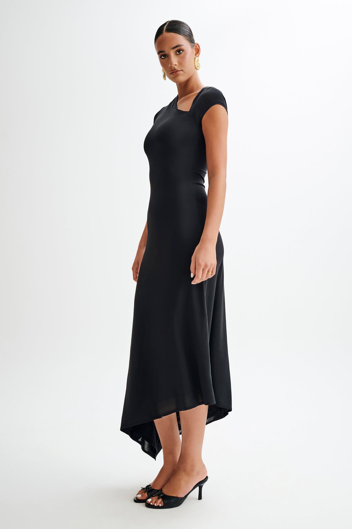 Ilaria Slinky Maxi Dress With Cut Out - Black