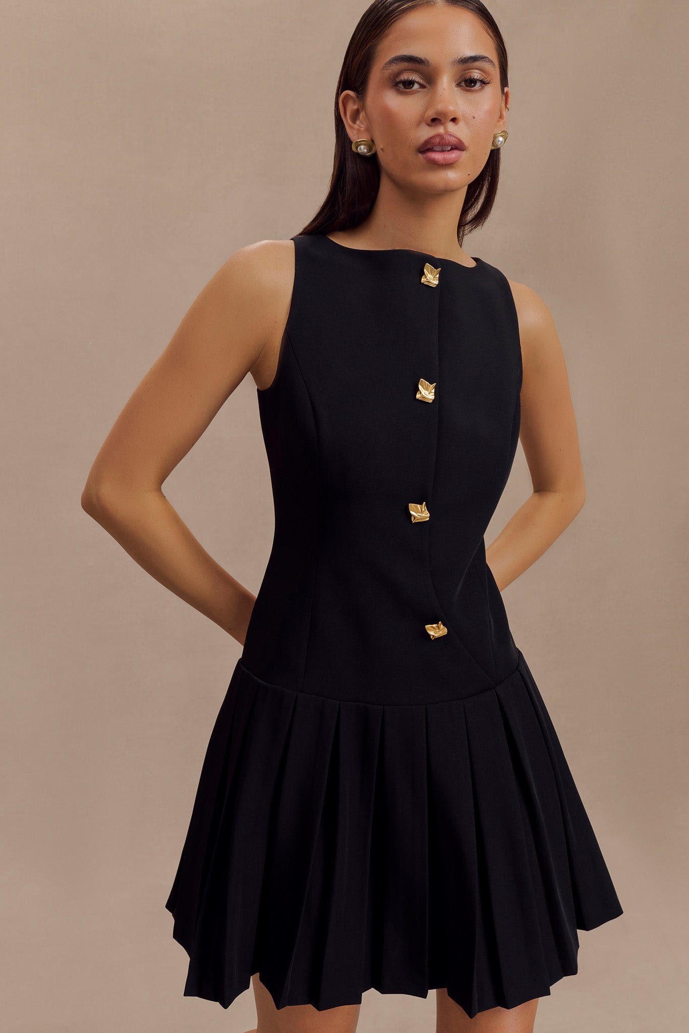 Mackenzie Sleeveless Pleated Mini Dress - Black