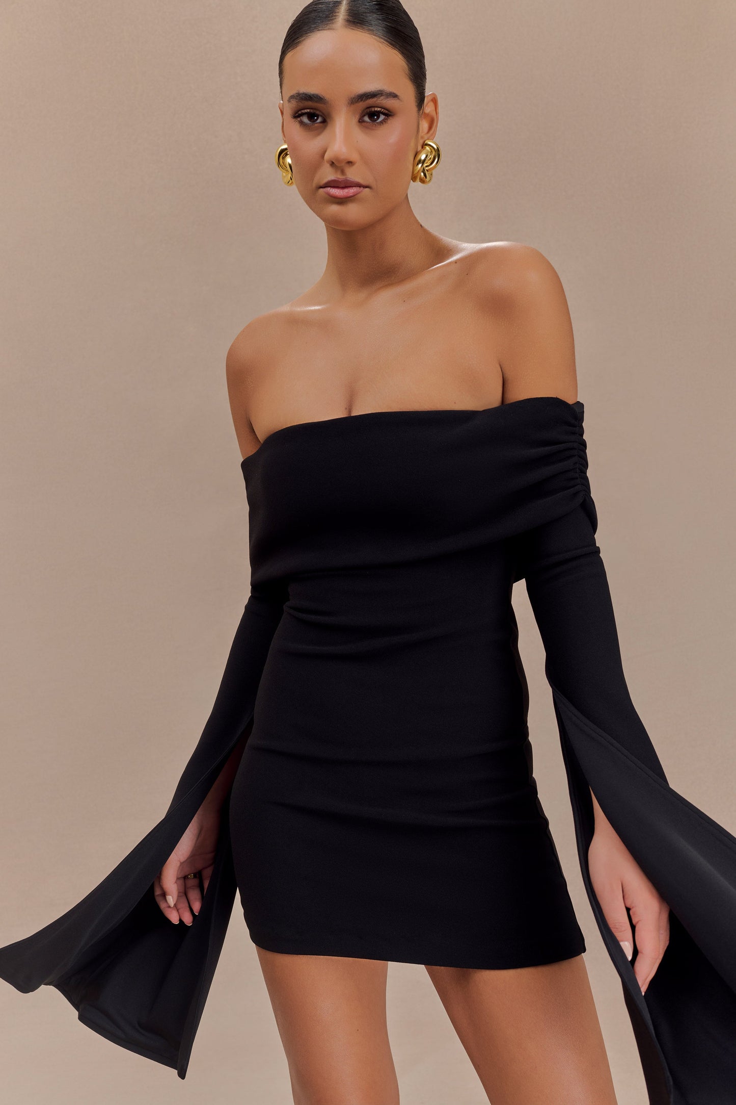 Dominique Off Shoulder Long Sleeve Mini Dress - Black