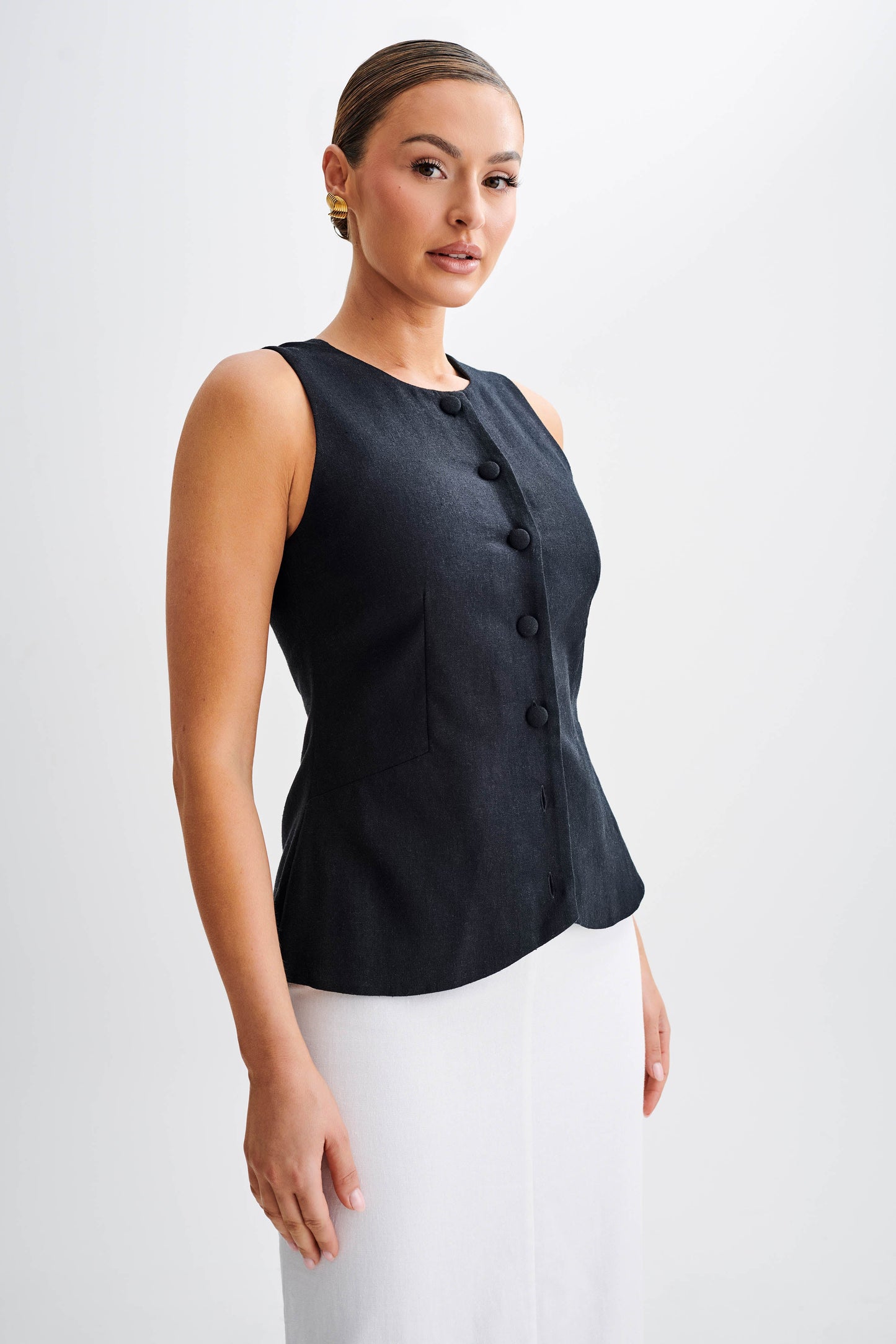 Laurence Sleeveless Linen Longline Top - Black